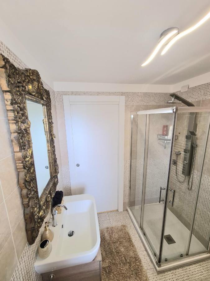 Penthouse Genneruxi Hotell Cagliari Eksteriør bilde